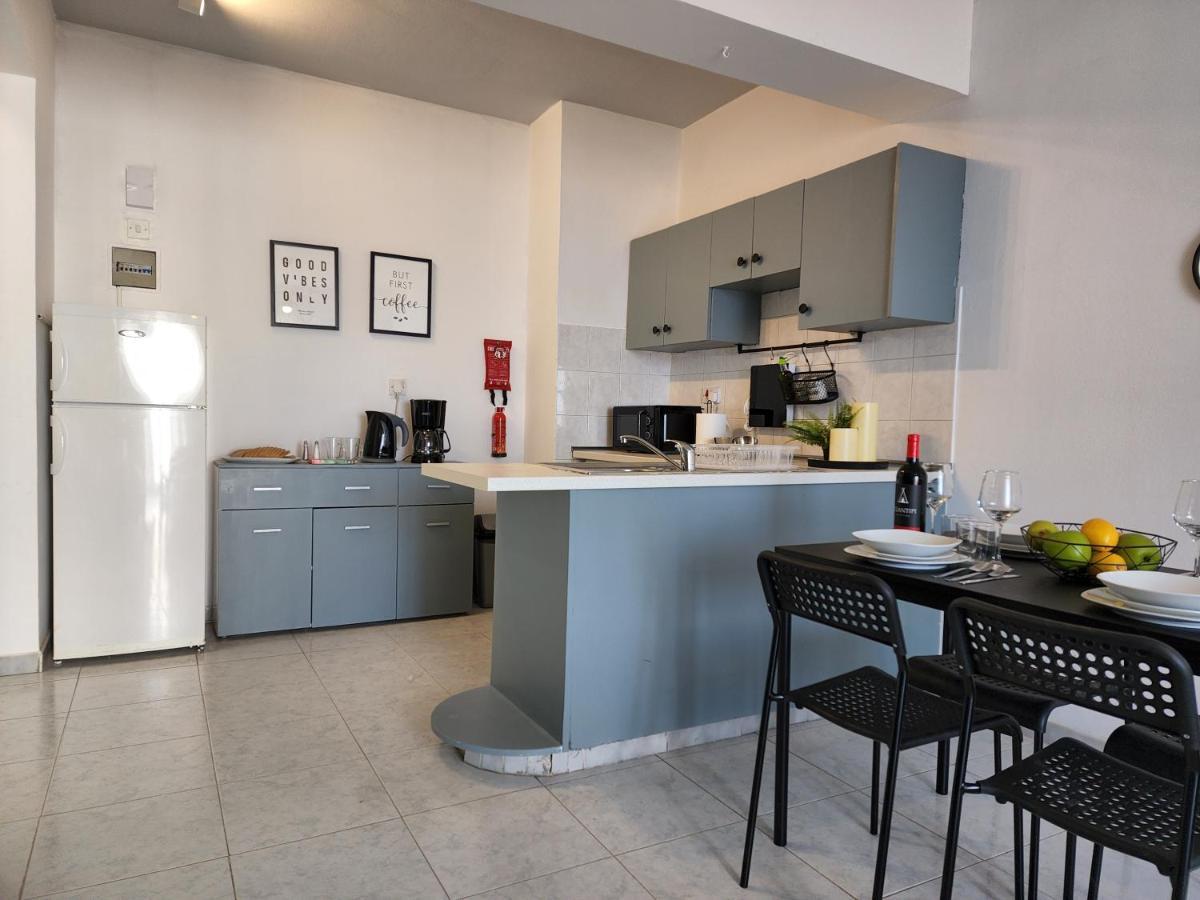 Kay'S City & Seaview One Bedroom Apartment Ларнака Екстер'єр фото